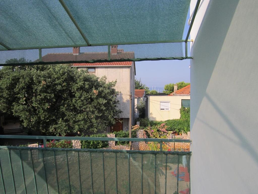 Apartmani Lukacic Биоград на Мору Екстериор снимка
