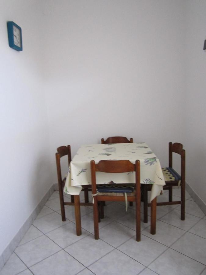 Apartmani Lukacic Биоград на Мору Екстериор снимка